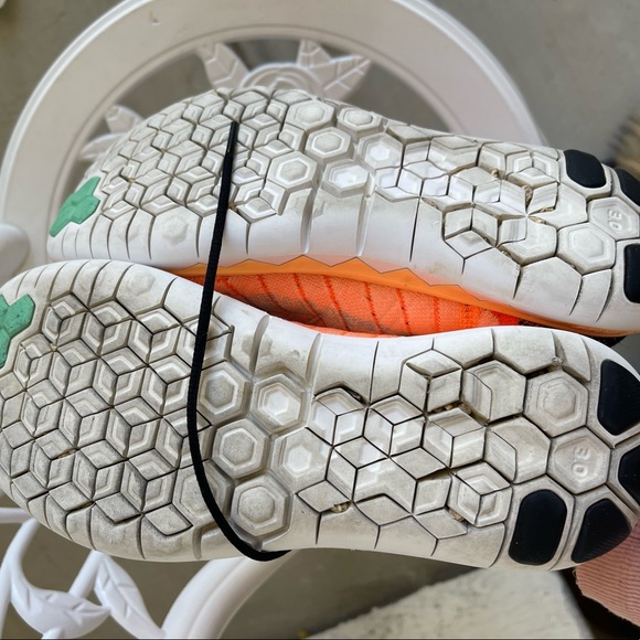 Nike - Free 3.0 Flynit sneakers (peach color) - Picture 11 of 12